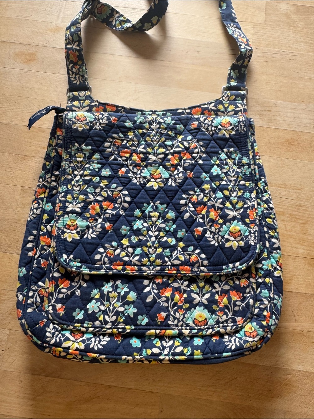 Vera Bradley Crossbody Mail Bag *Chandelier Floral-retired*